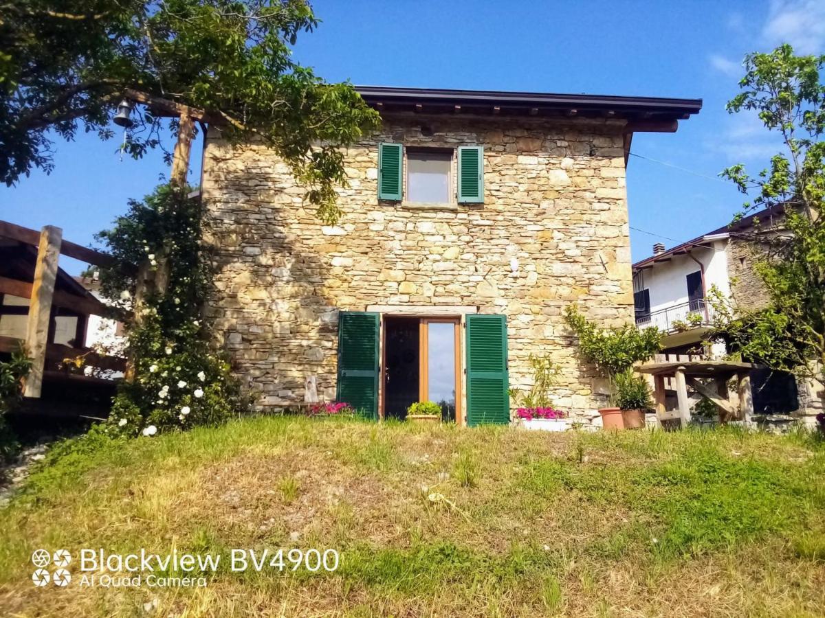 Appartement Segarati Relax La Maiolica à Bardi Extérieur photo